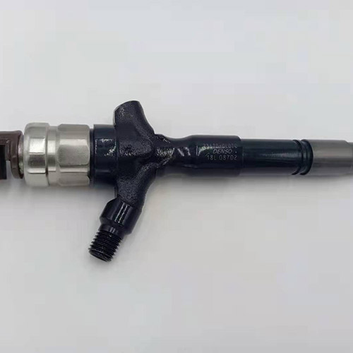 OEM Manufacturer fuel injector nozzle DLLA155P965 -
 High Quality Common rail injector Denso 23670-0L070  -Chengui