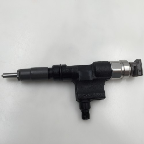 Low price for Common rail nozzle  DLLA145P870 -
 Genuine Common Rail Fuel Injector 095000-6521  -Chengui