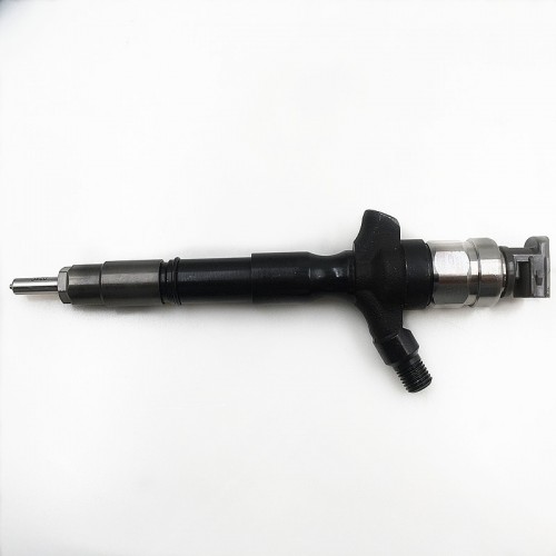 Cheap price injector 095000-1211 -
 Hot sale 100% new diesel fuel injector 23670-30240 -Chengui