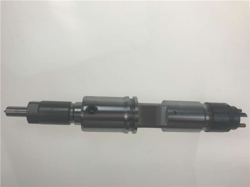 OEM Supply Foton injector T73302145 -
 Diesel engine spare parts common rail fuel injector 0445120106  -Chengui